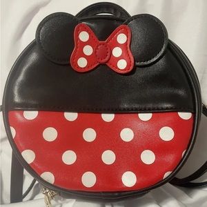 Disney Minnie cross body purse small adjustable shoulder strap .